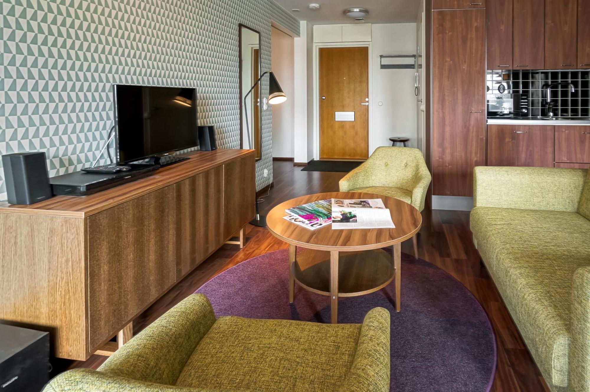 Forenom Serviced Apartments Espoo Tapiola Exterior photo